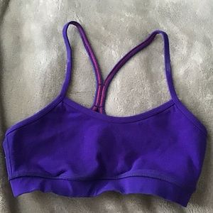 Lululemon sports bra